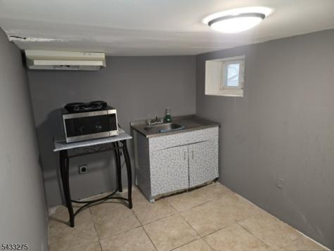 63 Grove Street Bloomfield NJ 07003