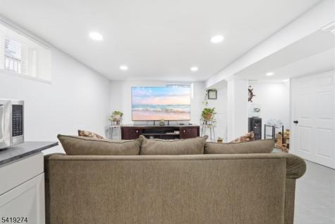 103 W Price Street Linden NJ 07036
