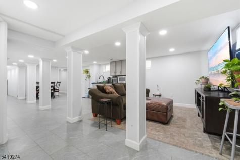 103 W Price Street Linden NJ 07036