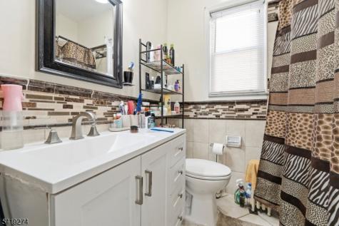 103 W Price Street Linden NJ 07036