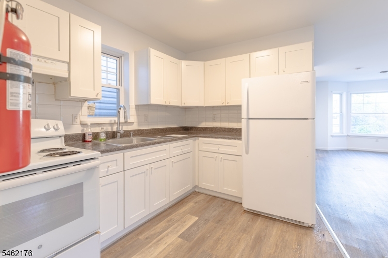 242 Graham Avenue Paterson NJ 07501