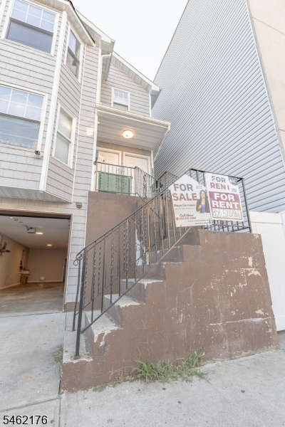 242 Graham Avenue Paterson NJ 07501