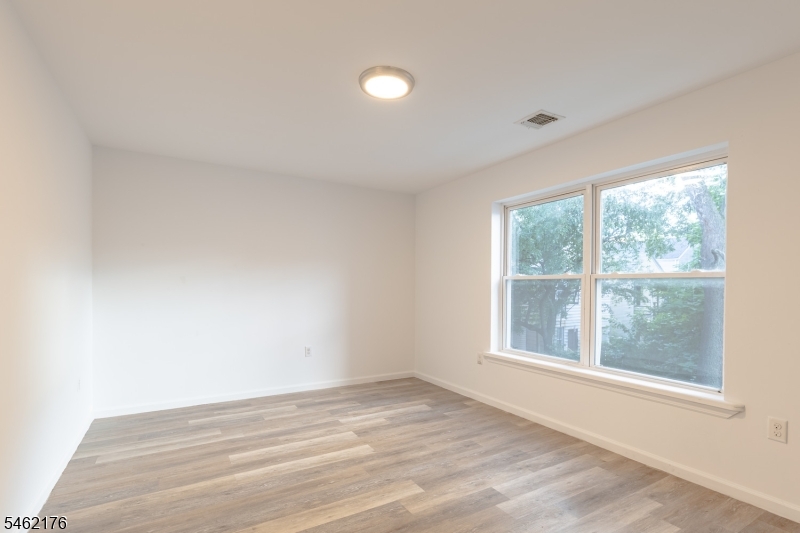 242 Graham Avenue Paterson NJ 07501