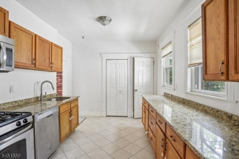 147 Phelps Avenue Englewood NJ 07631