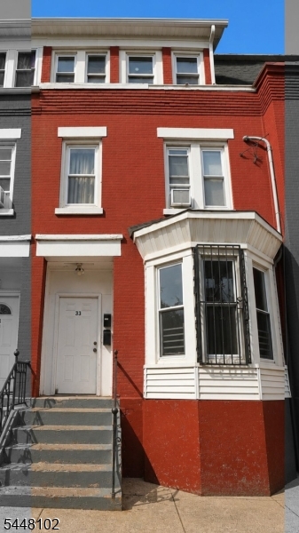 33 S 12th Street Newark NJ 07107
