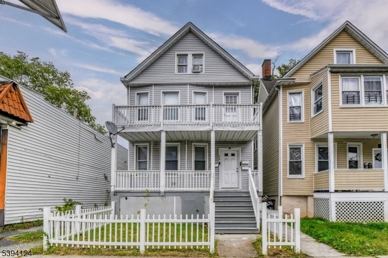 234 Halsted East Orange NJ 07018