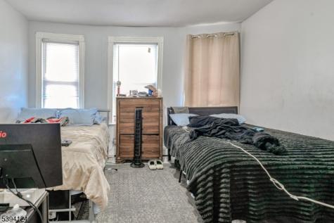 234 Halsted East Orange NJ 07018