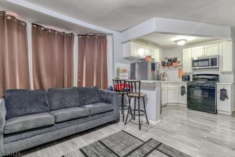 234 Halsted East Orange NJ 07018