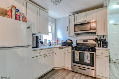 234 Halsted East Orange NJ 07018