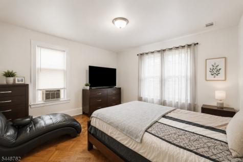 185 Grumman Avenue Newark NJ 07112