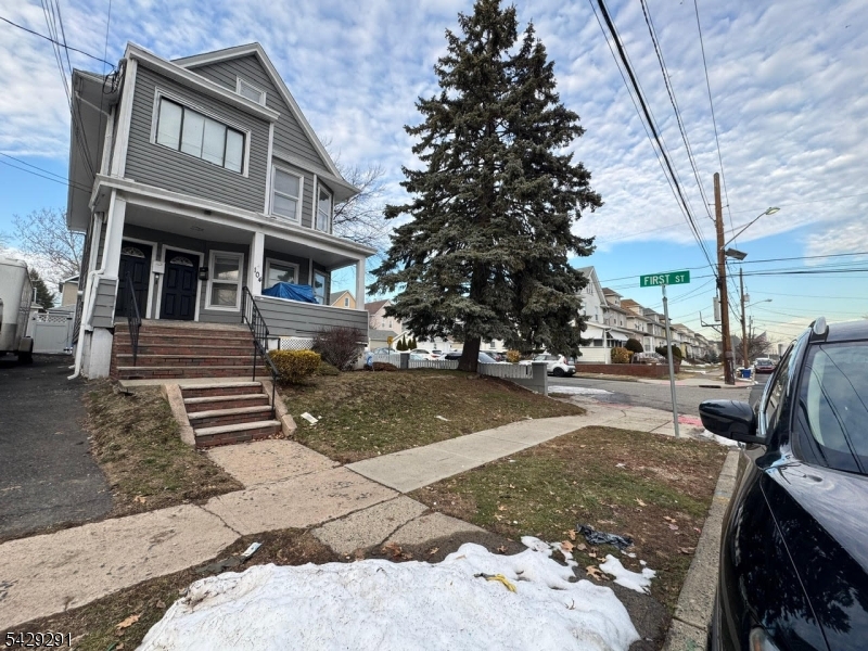 104 Hadley Avenue Clifton NJ 07011