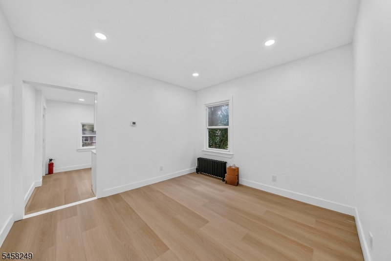 171 Edmund Avenue Paterson NJ 07502