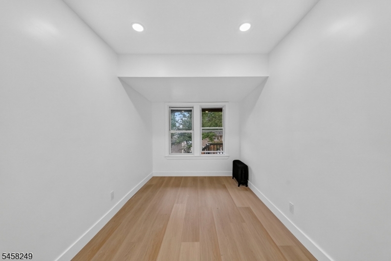 171 Edmund Avenue Paterson NJ 07502