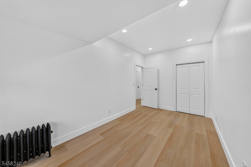171 Edmund Avenue Paterson NJ 07502