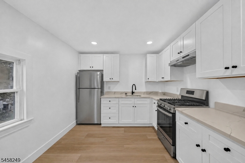 171 Edmund Avenue Paterson NJ 07502