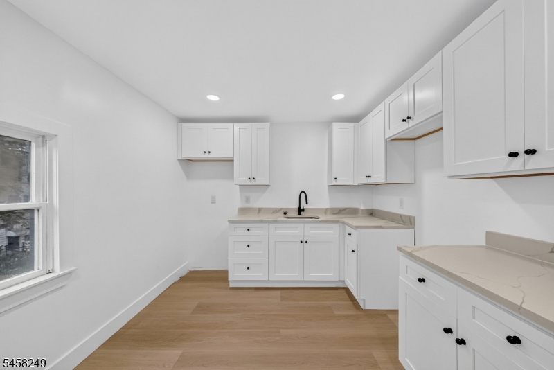 171 Edmund Avenue Paterson NJ 07502