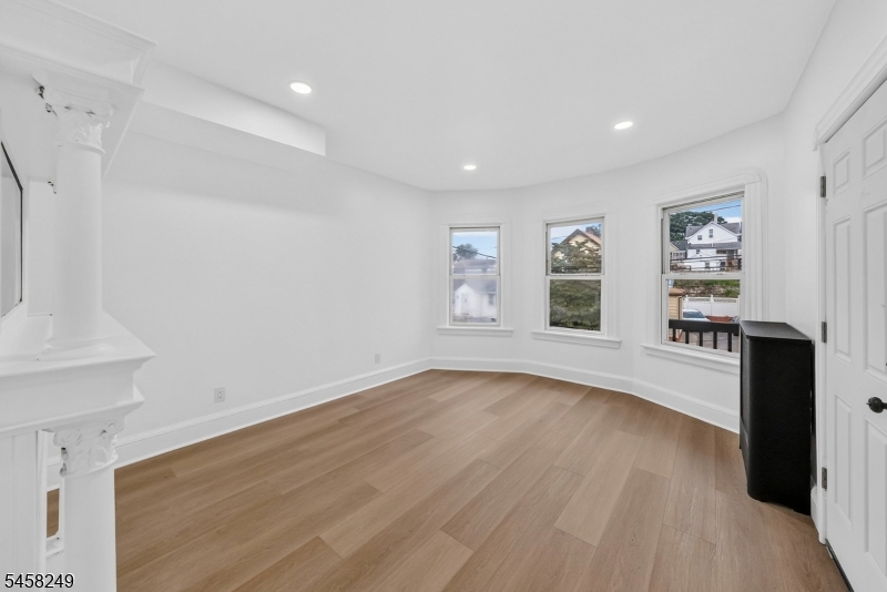 171 Edmund Avenue Paterson NJ 07502