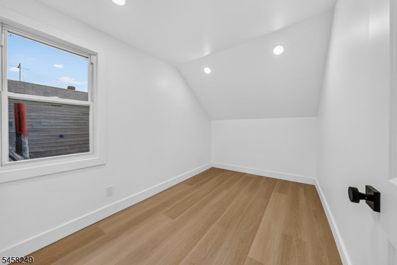 171 Edmund Avenue Paterson NJ 07502