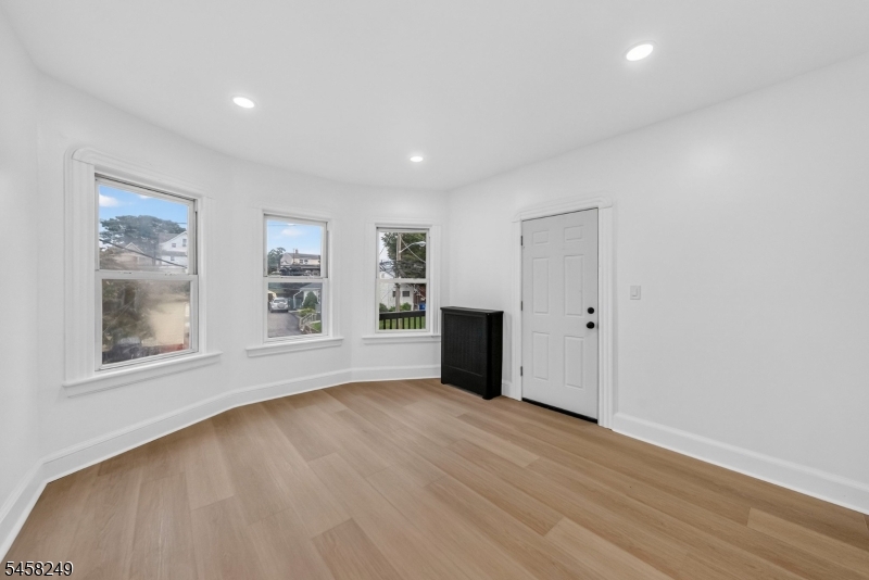 171 Edmund Avenue Paterson NJ 07502