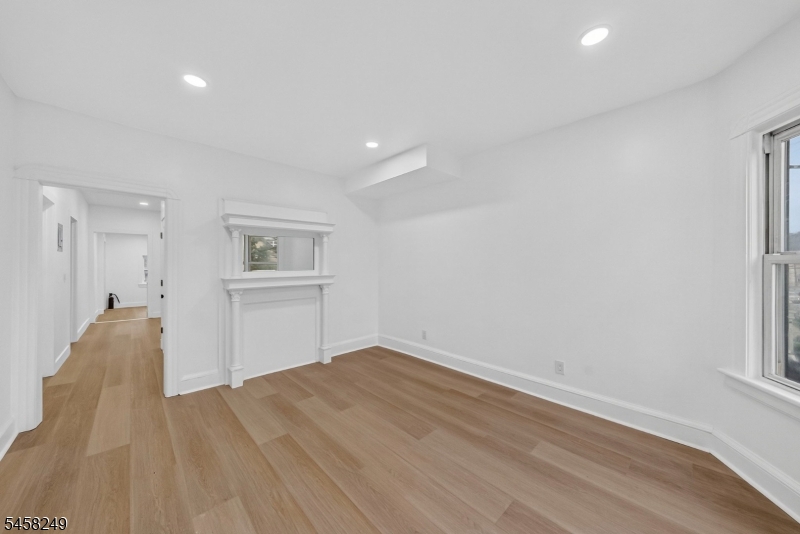 171 Edmund Avenue Paterson NJ 07502