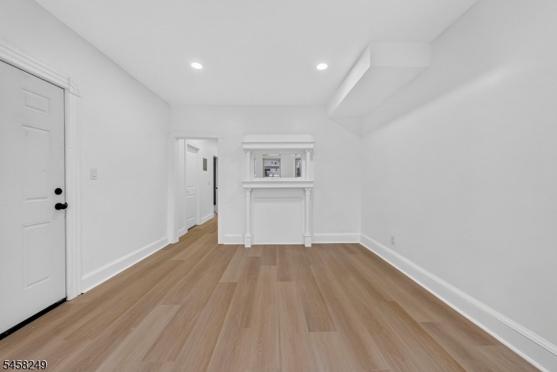 171 Edmund Avenue Paterson NJ 07502