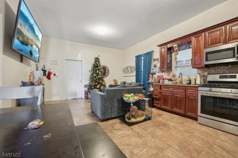 717 16TH Street Union NJ 07087