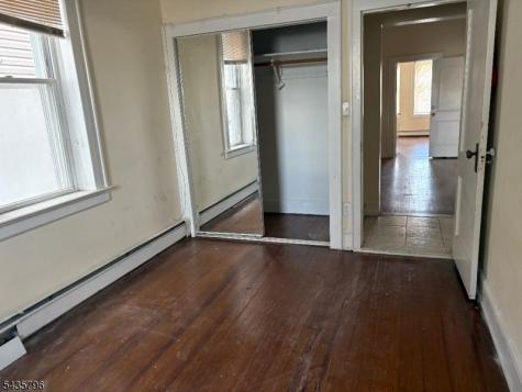 94 Elm Road Newark NJ 07105