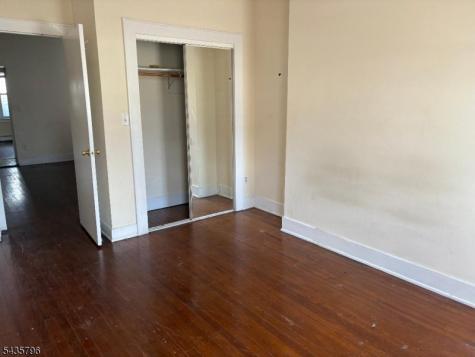 94 Elm Road Newark NJ 07105