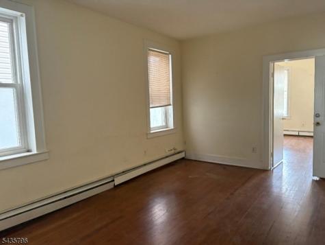 94 Elm Road Newark NJ 07105