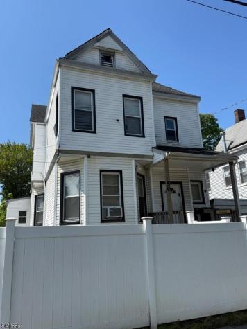 50 9TH Avenue Newark NJ 07107