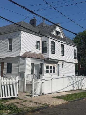 50 9TH Avenue Newark NJ 07107