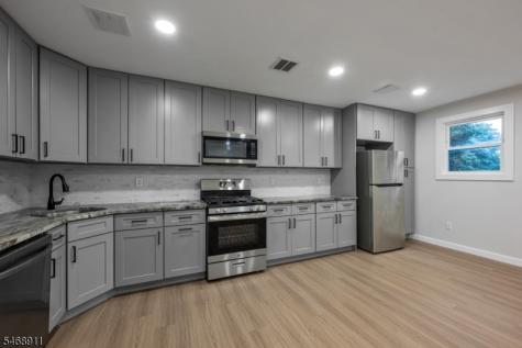 82 Watchung Avenue West Orange NJ 07052