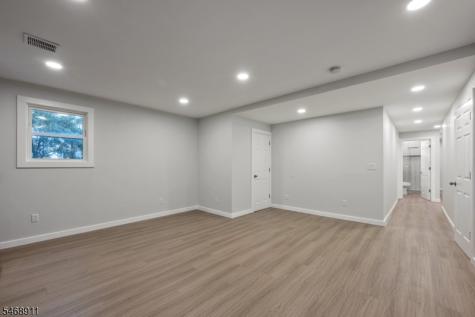 82 Watchung Avenue West Orange NJ 07052