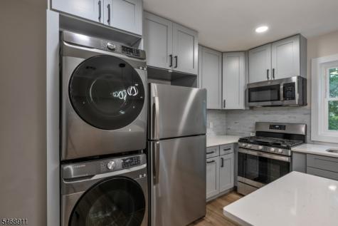 82 Watchung Avenue West Orange NJ 07052