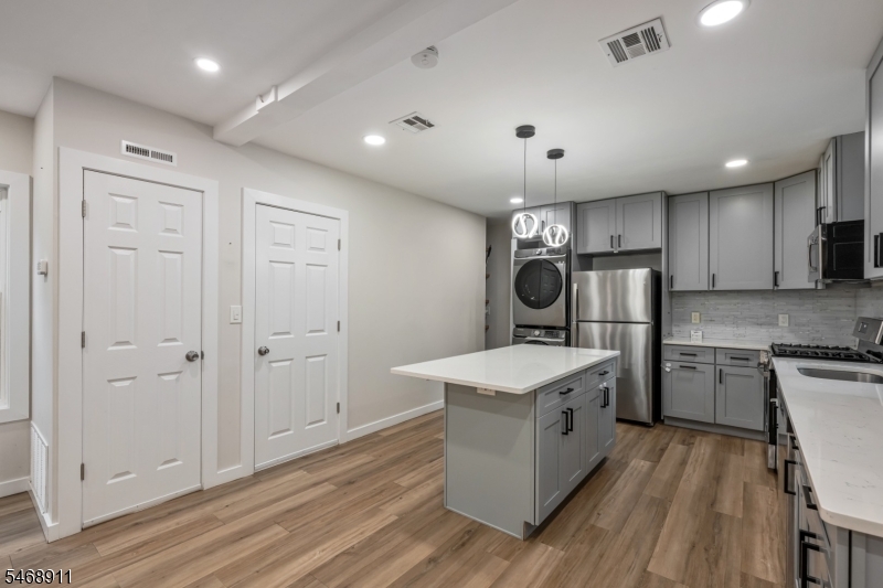 82 Watchung Avenue West Orange NJ 07052