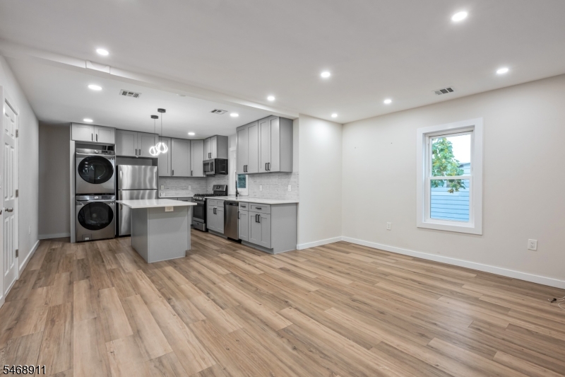 82 Watchung Avenue West Orange NJ 07052