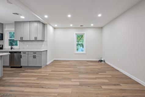 82 Watchung Avenue West Orange NJ 07052