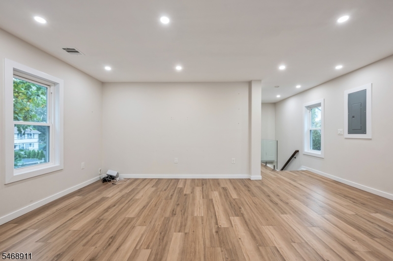 82 Watchung Avenue West Orange NJ 07052