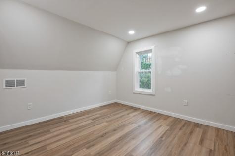 82 Watchung Avenue West Orange NJ 07052