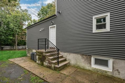 82 Watchung Avenue West Orange NJ 07052