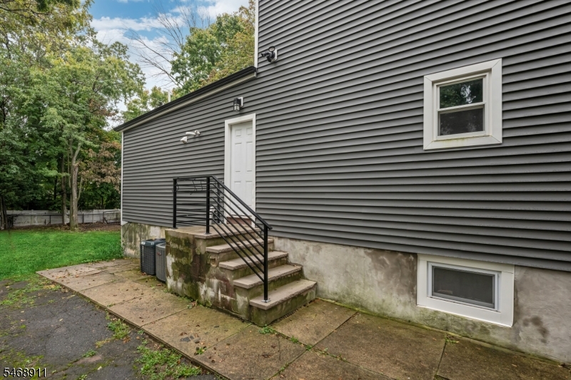 82 Watchung Avenue West Orange NJ 07052