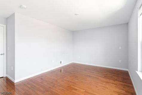 299 N 13th Street Newark NJ 07107