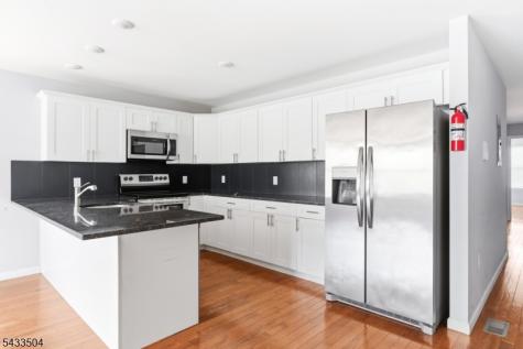 299 N 13th Street Newark NJ 07107