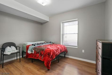 19 Halleck Street Newark NJ 07104
