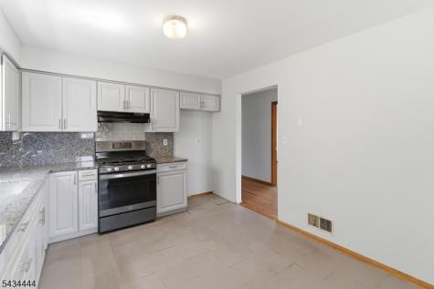 1109 Essex Avenue Linden NJ 07036
