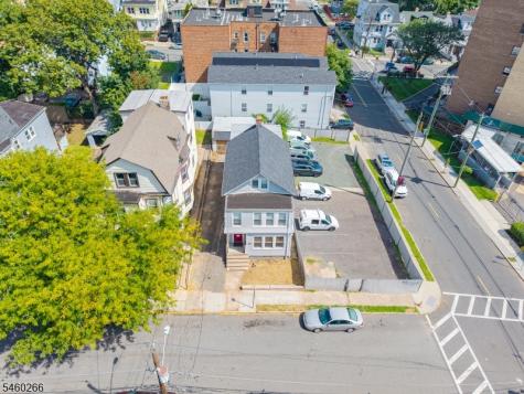 35 Irving Avenue Newark NJ 07112