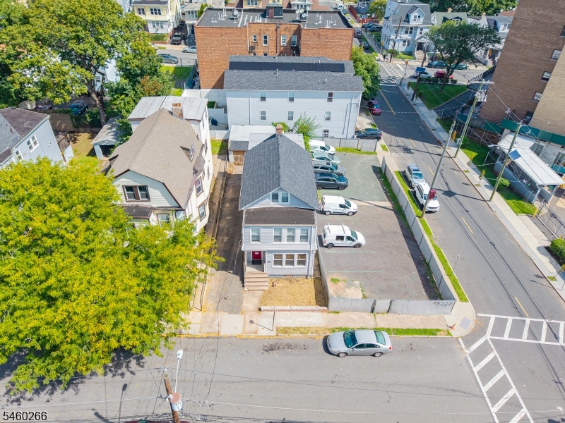 35 Irving Avenue Newark NJ 07112