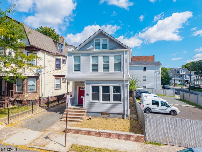 35 Irving Avenue Newark NJ 07112