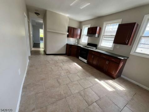 132 Mapes Avenue Newark NJ 07112