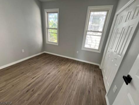 132 Mapes Avenue Newark NJ 07112